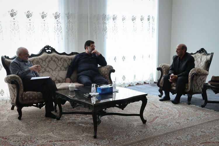 دستور رئیس‌جمهور برای پیگیری مشکلات ارزی تولیدکنندگان و صادرکنندگان