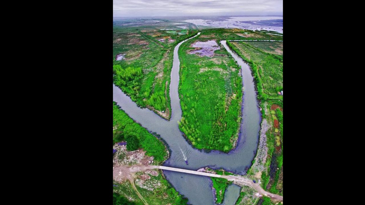 تالاب انزلی