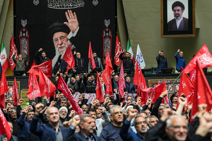 نمایندگان پرچم به دوش5