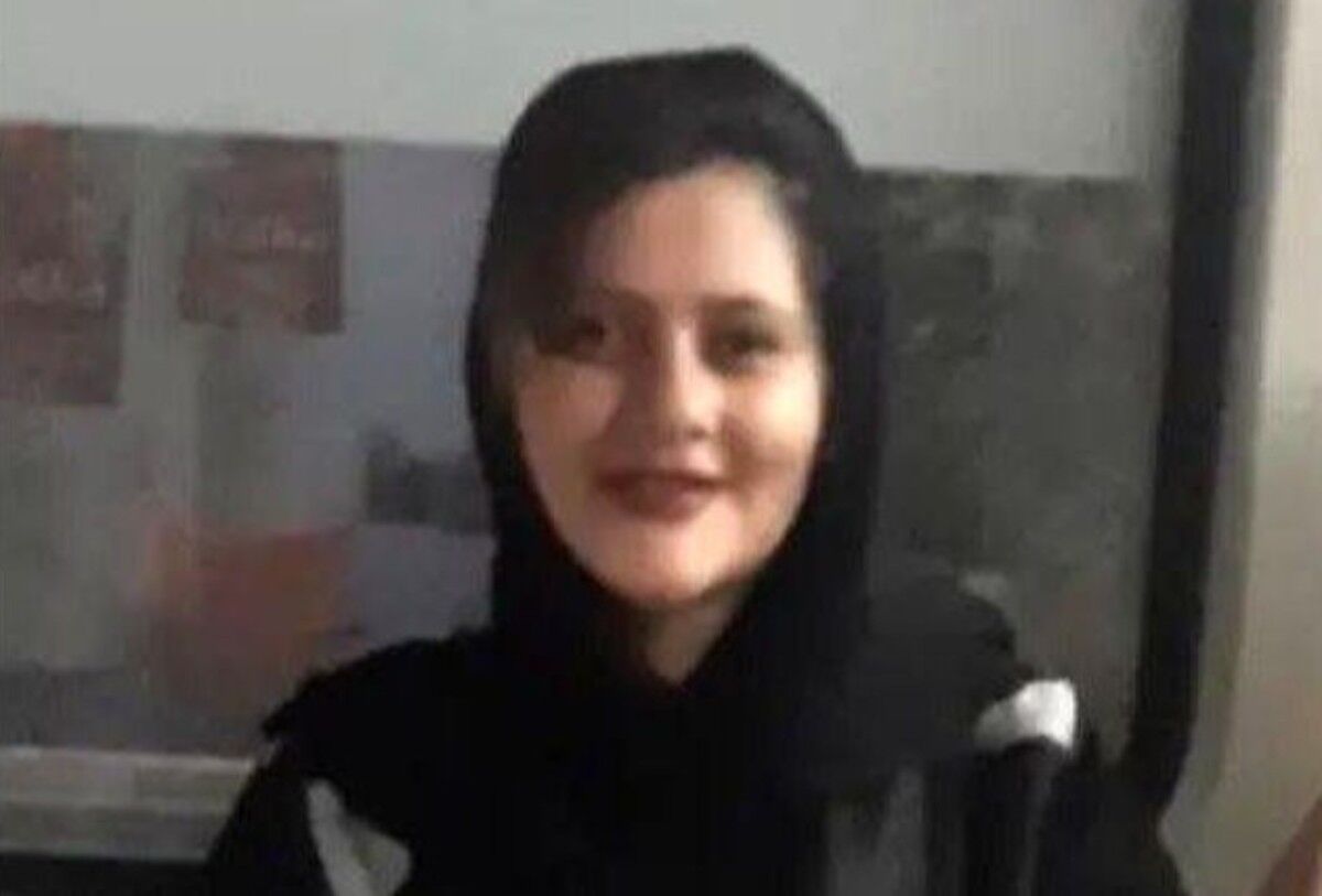 سواستفاده خواننده لس‌آنجلسی از شعار «زن زندگی آزادی»+ عکس