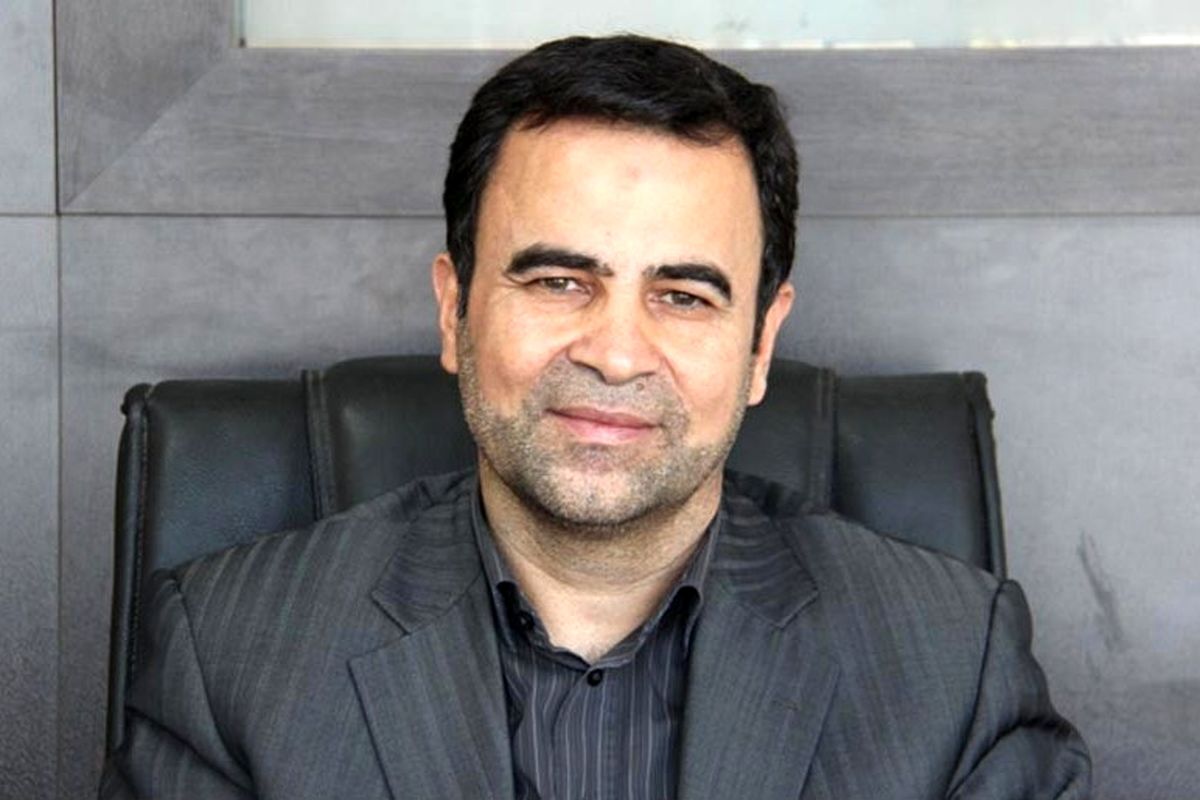  بساط بی‌کفایتی و اسراف در مجلس را جمع کنید