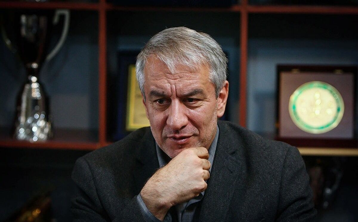 دفاع تمام‌قد علی کفاشیان از عملکرد تیم ملی در جام جهانی: مثل جام‌جهانی قبلی شش تا گل نخوردیم / هر بار صعود نکردیم این بار هم نشد / قلعه‌نویی بین ایرانی‌ها بهترین است