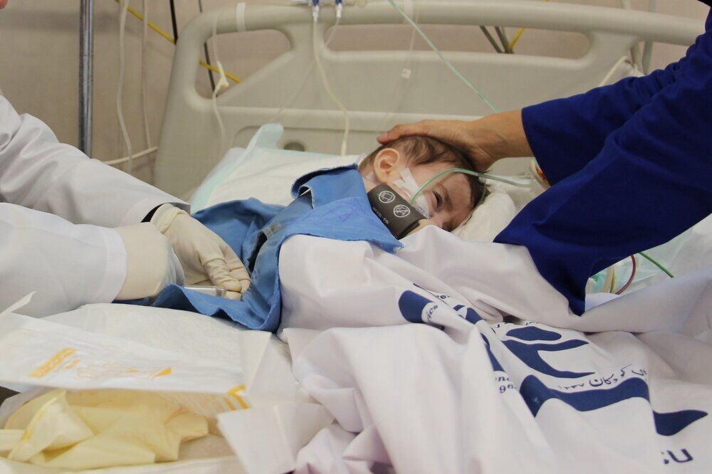 تذکر جدی به مسئولان به دلیل کمبود دارو؛ با جان بیماران بازی نکنید