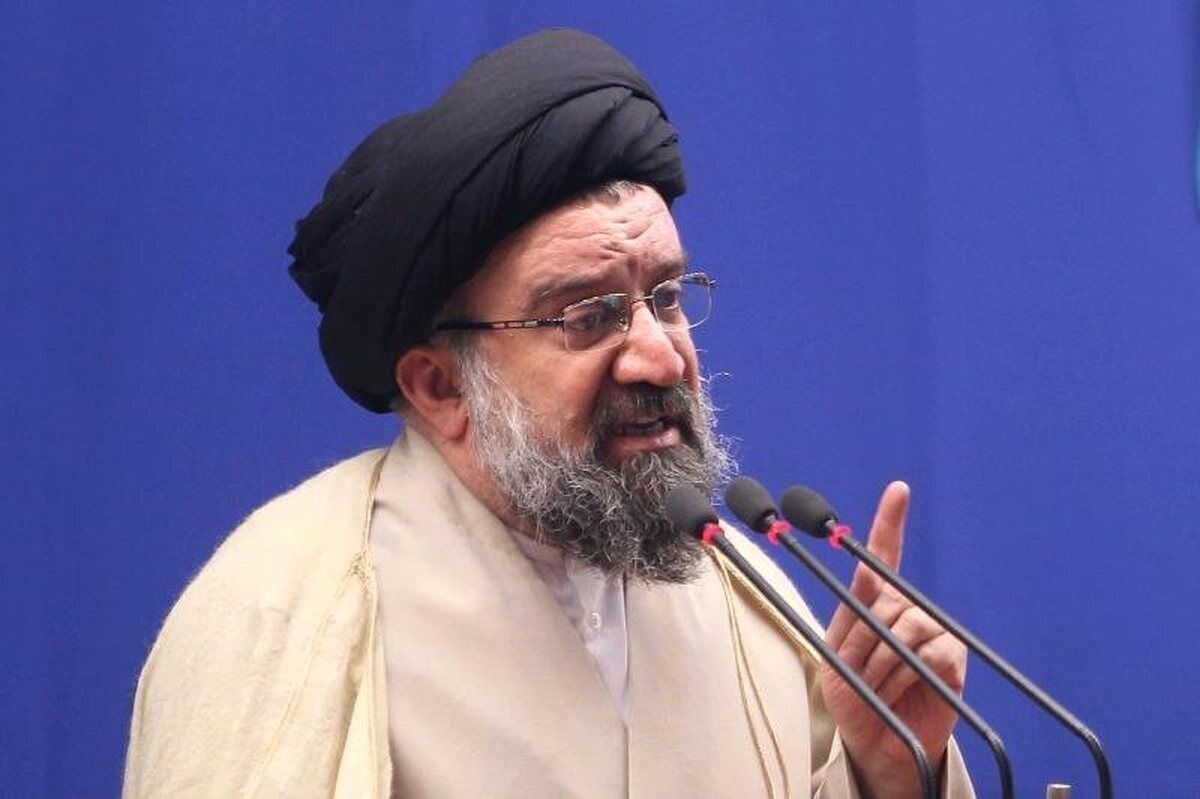 امام جمعه موقت تهران: نامگذاری امسال جهت بستن روزنه نفوذ دشمن است؛ سرمایه ما ایمان به خدا، نعمت رهبری هوشیار و مردمی خوب است