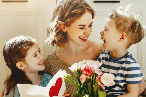 مادر قرن ۲۱؛ تعادلی میان هویت فردی و نقش سنتی