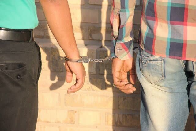 بازداشت ۲ کلاهبردار شبکه هرمی که ۱۸۰ میلیارد ریال کلاهبرداری کرده بودند