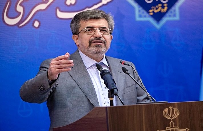 کشف حجاب جرم درجه هشت محسوب می‌شود 
