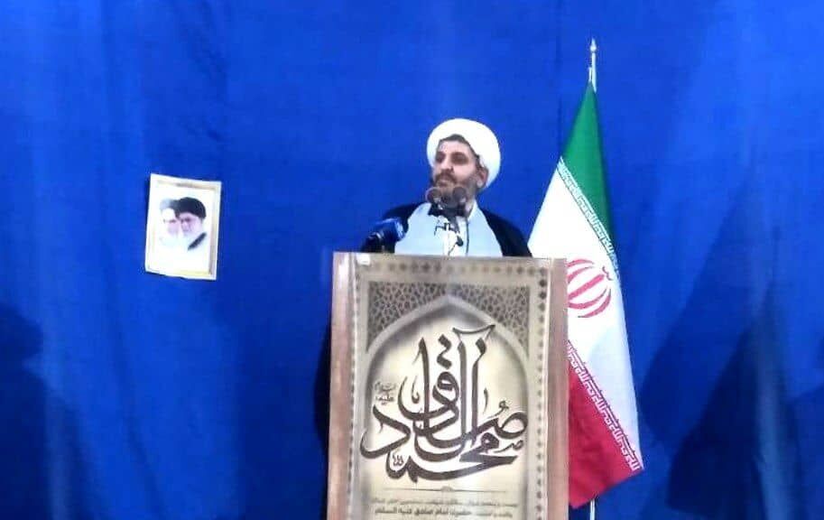 خانواده‌ها مقابل بدحجابی فرزندان‌شان کوتاه نیایند/ بدحجابی توطئه دشمن است