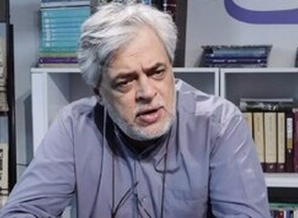 محمد مهاجری: سیاست دولت برای تخصیص ۱۰ هزار دلار به هر کدملی برای قطع دست تراستی‌هاست / دعوت به خودسوزی باعث افزایش تنش در جامعه می‌شود
