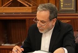 عراقچی خطاب به وزیر امور خارجه اوکراین: هرگونه تعرض به شهروندان یا منافع ما غیرقابل‌قبول است و باید خسارات نیز به‌طور کامل جبران شود