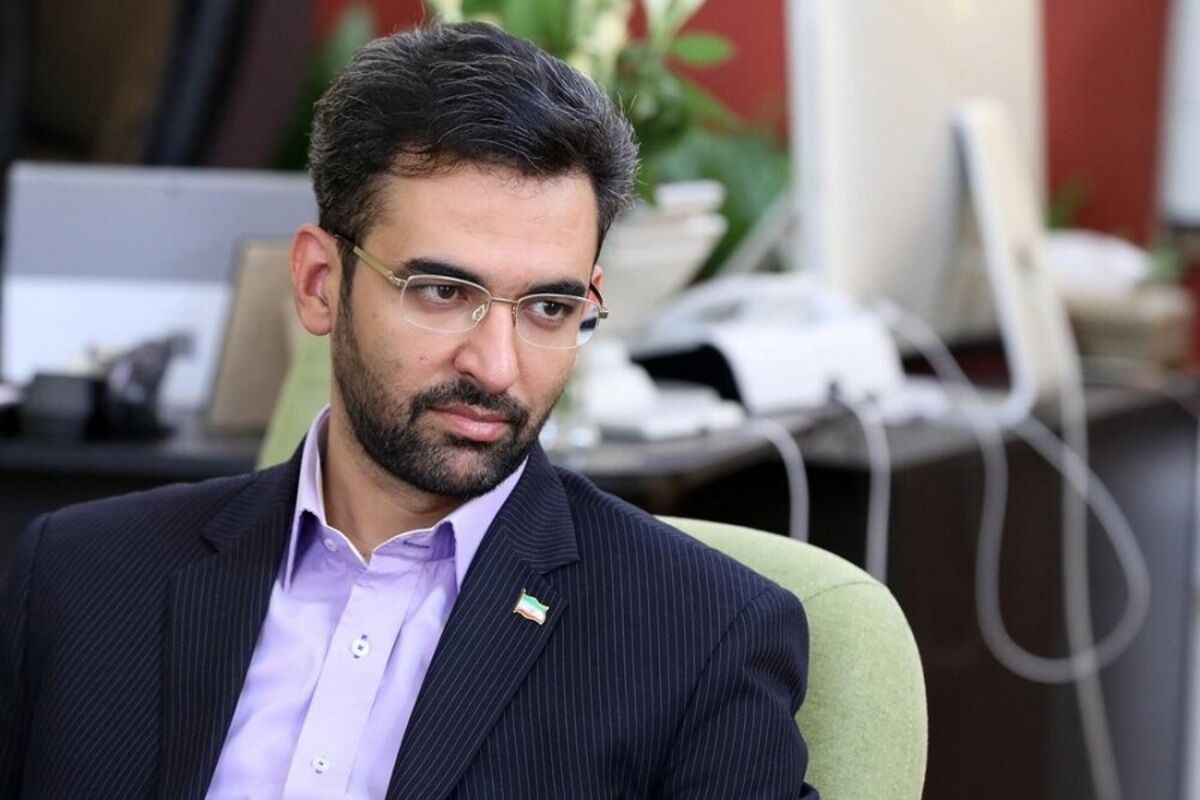 تصویر | کوهنوردی خانوادگی آذری جهرمی