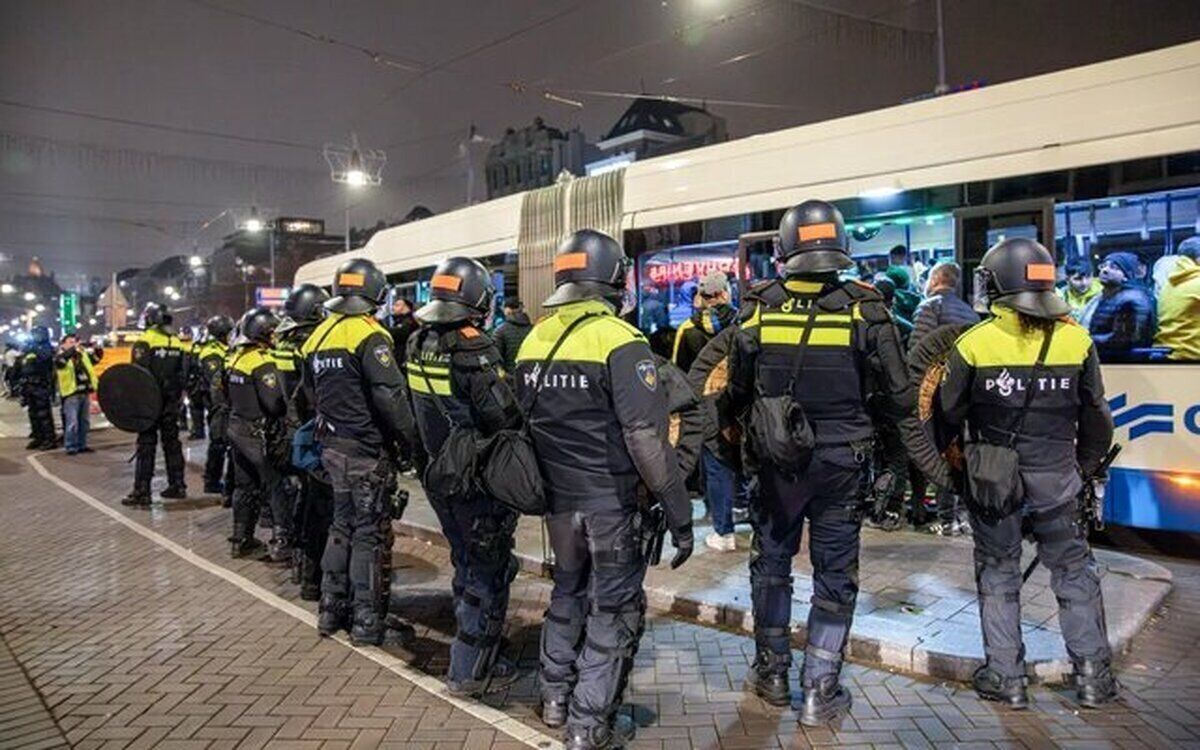 افشاگری گاردین از حادثه آمستردام؛ هواداران اسرائیلی آغازکننده تنش بودند!
