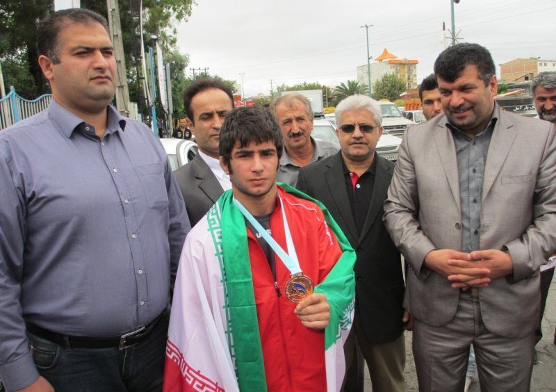کشتی‌گیر ایرانی بر اثر انفجار درگذشت