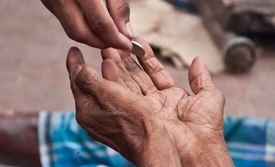 ثروتمندترین گدای خیابانی دنیا + عکس