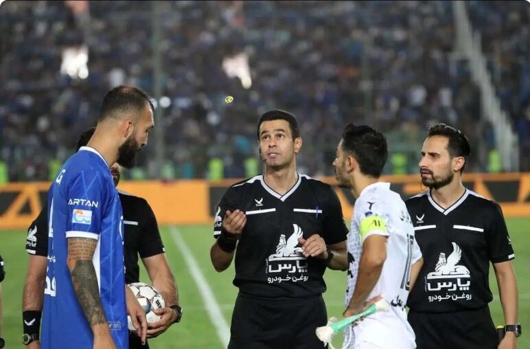 اسامی داوران هفته پنجم لیگ برتر فوتبال؛ عرب براقی برای پرسپولیس، کاظمی برای استقلال