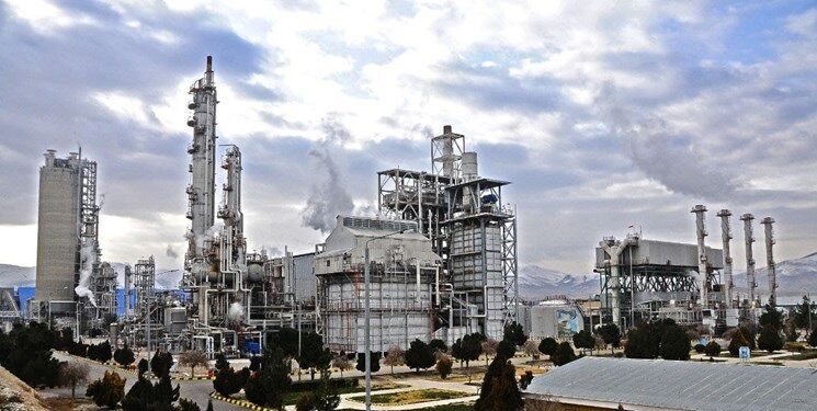 تاریخِ مصوبۀ نرخ خوراک پتروشیمی‌ها اشتباه است؟