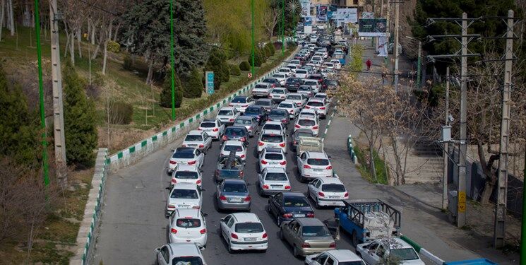 ترافیک پرحجم در محور چالوس/ تداوم انسداد جاده امام‌زاده داوود