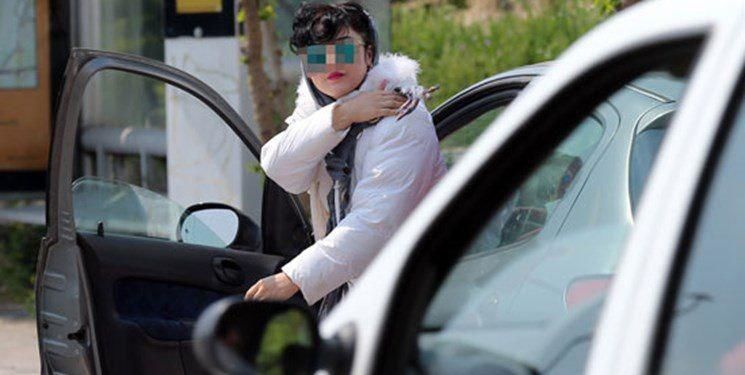 یک روزنامه اصلاح‌طلب هشدار داد؛ ارسال پیامک‌های کشف حجاب آتش التهابات را برافروخته می‌کند