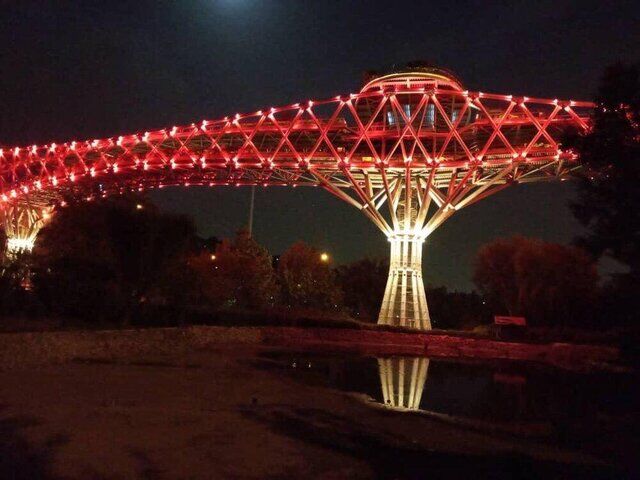 «پل طبیعت» قرمز می‌شود