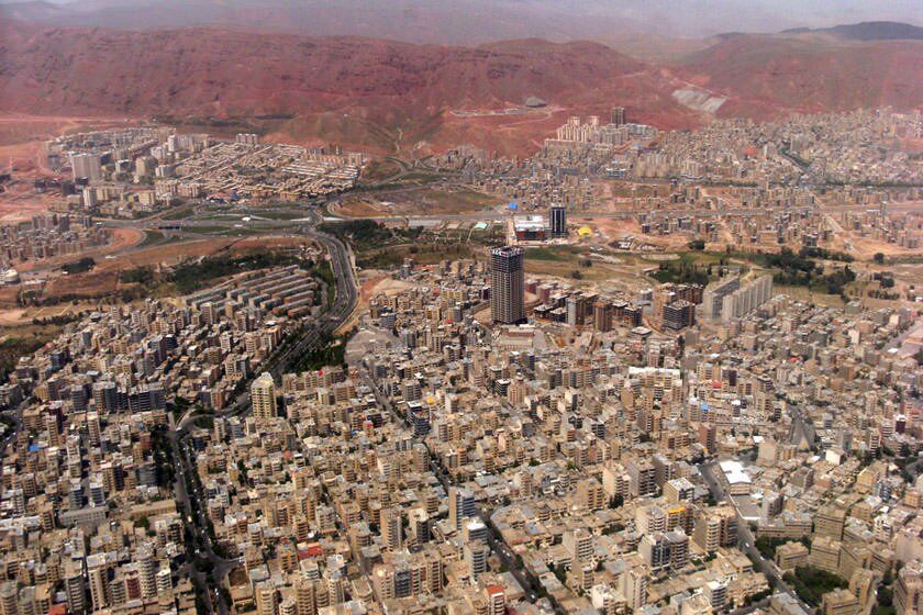 ضرورت جابه‌جایی ساکنان حاشیه‌نشین در مناطق پرخطر تبریز