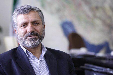 پاسخ نماینده کارگران به وزیر کار: به جای تشویق به قناعت، فاصله بین مزد و معیشت را ترمیم کنید
