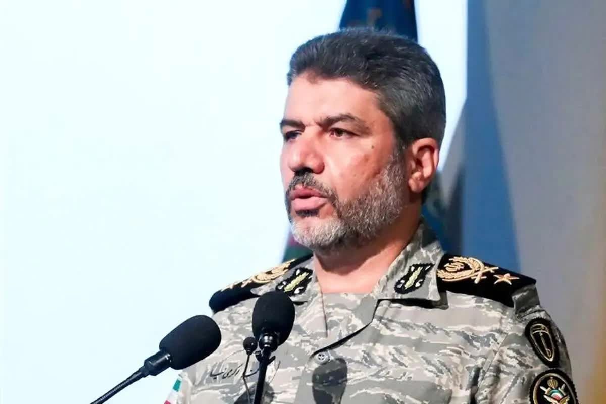 سخنگوی ارتش: در خرید تجهیزات پیشرفته نظامی از کشور‌های دوست و ساخت داخلی آن‌ها، برنامه‌ریزی جدی داریم/ قطعاً در روز‌های آینده از تجهیزات پیشرفته‌تری برخوردار خواهیم شد