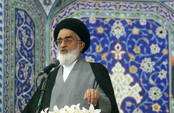 دولت رئیسی به جای چراغ سبز غرب به دنبال دیپلماسی عزتمندانه است
