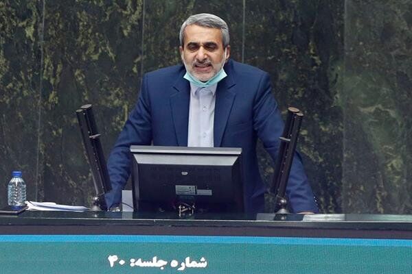 تهدید یک نماینده در واکنش به توییت ضرغامی: استیضاحتان را مدتهاست رقم زده‌ایم؛ به جای اظهارات بی‌ربط کار کنید!