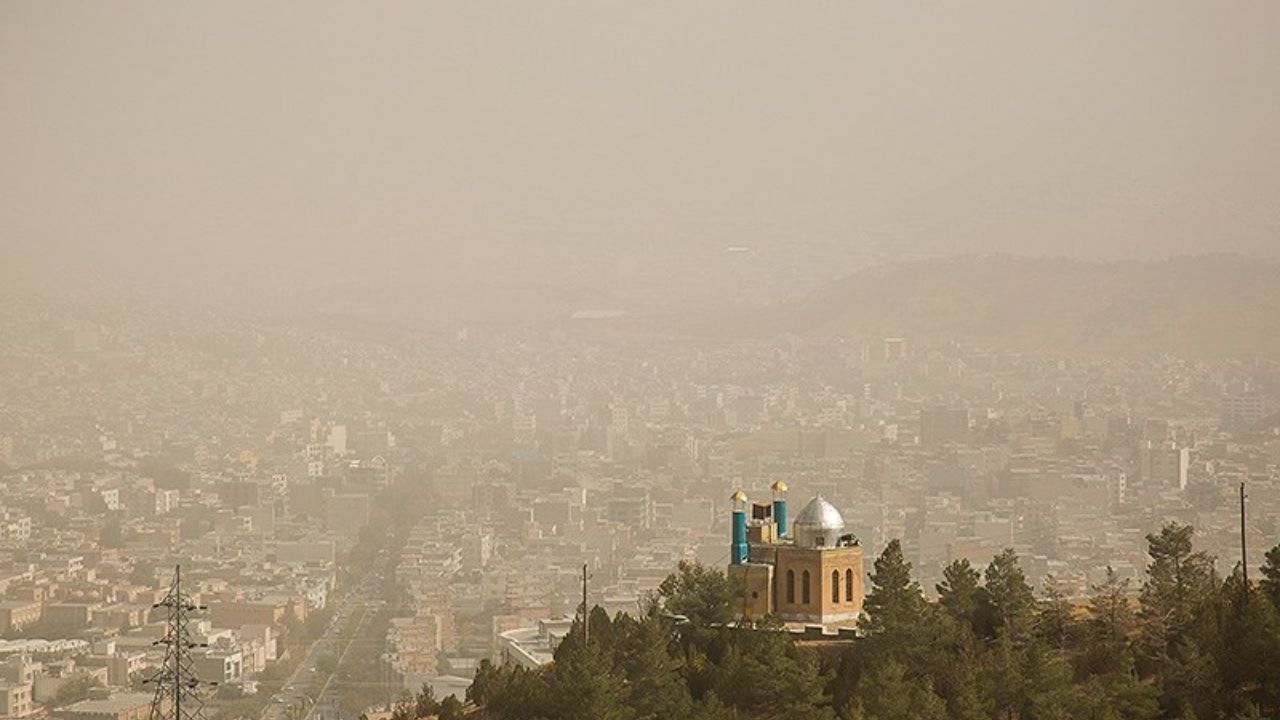 دبیر ستاد ملی گرد و غبار: در دهه‌های آینده گرد و غبار، به بزرگ‌ترین معضل‌ ایران تبدیل خواهد شد