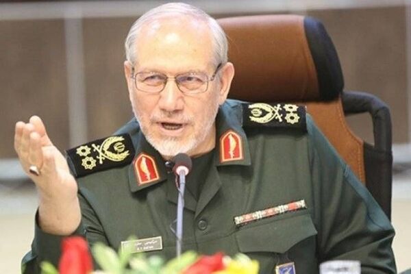 سرلشکر صفوی: نمی‌دانیم در مغز ترامپ و نتانیاهو چه می‌گذرد / برای دور جدید جنگ احتمالی با آمریکا آماده‌ایم