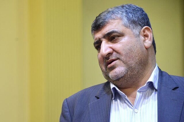 بنابر تفسیرهای اخیر رئیس‌جمهوری، 90 درصد وزرا باید کنار بروند