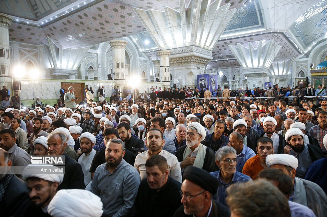 مراسم سی و پنجمین سالگرد ارتحال امام خمینی (ره)  آغاز شد