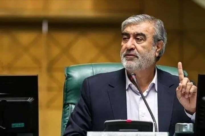 هشدار رئیس کمیسیون امنیت ملی به آمریکا: به زودی نه تنها از منطقه، بلکه از تمام کشورهایی که امروز میزبان پایگاه‌های تروریستی شما هستند، اخراج می‌شوید