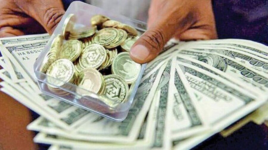 کشف طلا و ارز قاچاق در فرودگاه و دستگیری قاچاقچیان
