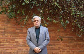 کنایه سنگین محمد مهاجری به اصولگرایان تندرو؛ کسانی که به ظریف می‌گویند تابعیت فرزندانش را لغو کند جرات دارند به فرزندان خود بگویند از همسرشان جدا شوند؟ 