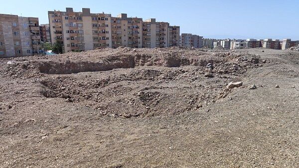 اشتباه نکنید! اینجا مسکن ملی هشتگرد است، نه قبرستان! + تصاویر
