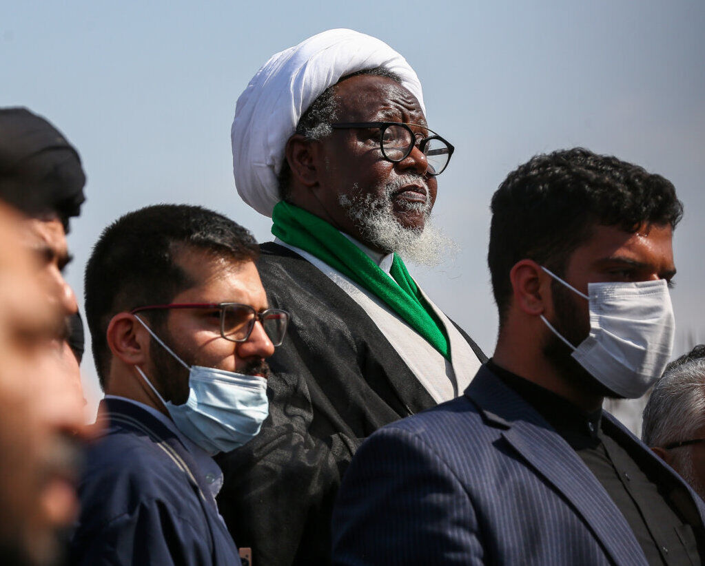 تصویری از محافظان شیخ زکزاکی، «امام آفریقا» + عکس
