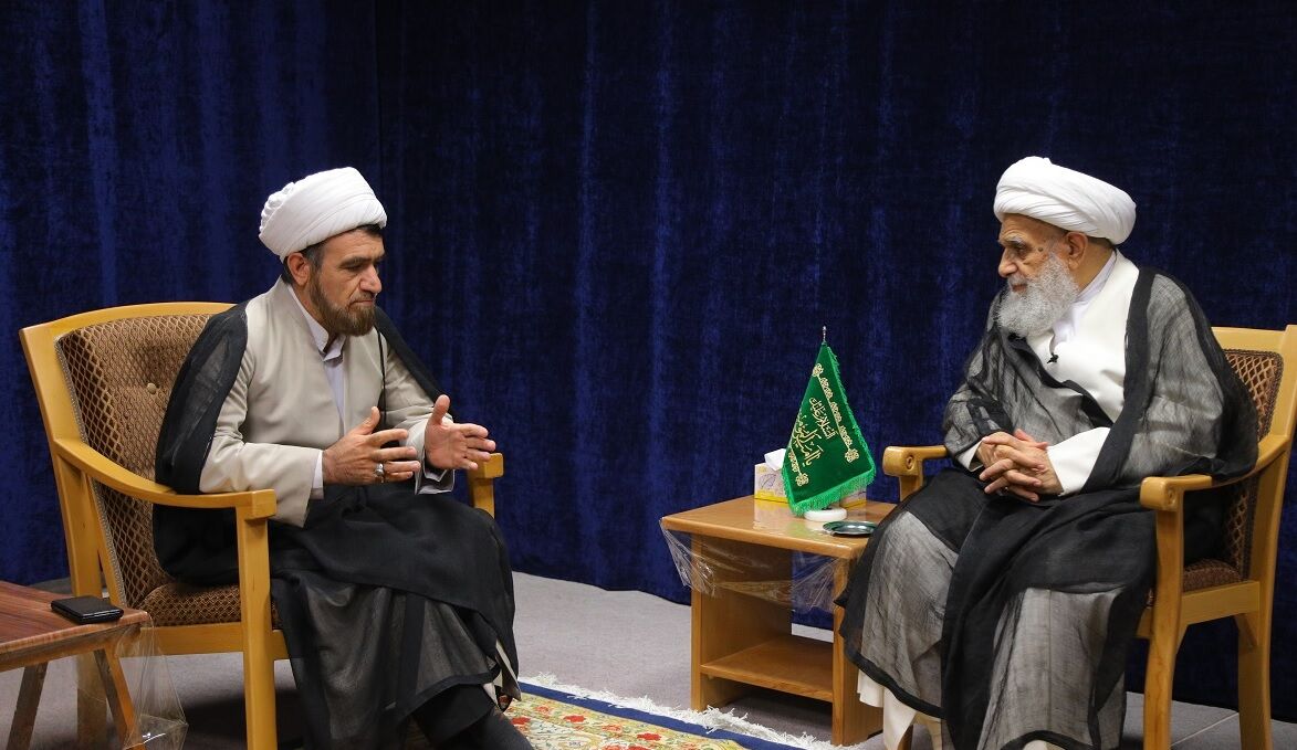 جامعه‌ای که حق ضعیف در آن پایمال شود، جامعه محترمی نیست