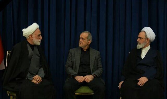 برگزاری چهارمین نشست شورای رهبری؛ برنامه ریزی برای تشکیل مجلس خبرگان رهبری و معرفی رهبر آینده