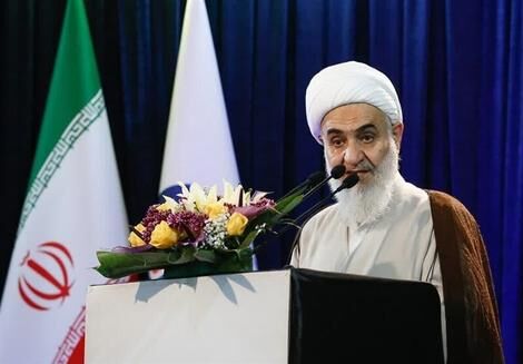 اگر قرار است طبری آزاد باشد، پس همه ما را زندانی کنید