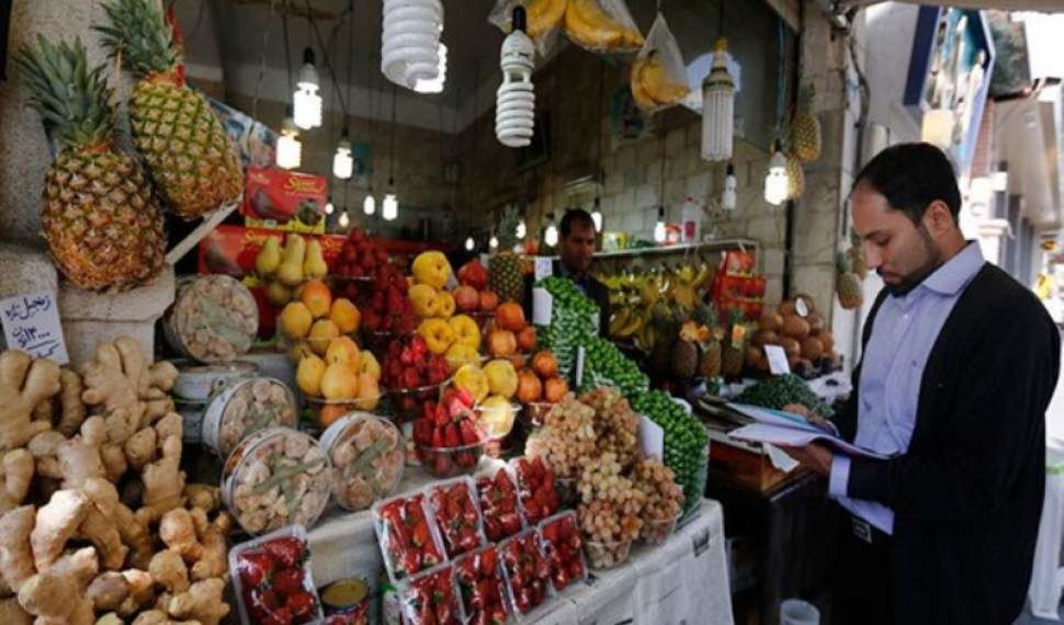 رسیدگی به تخلفات بازار شب‌یلدا در محل انجام می‌شود