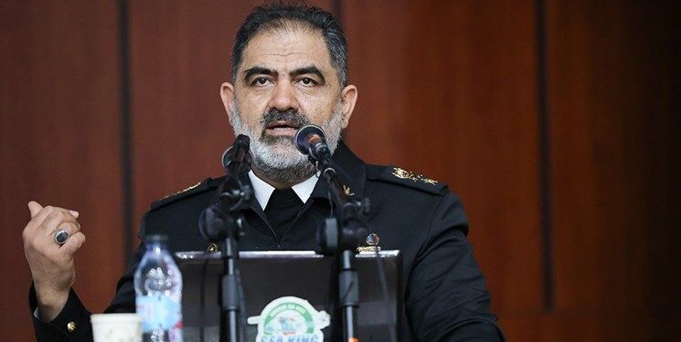 دریادار ایرانی: حضور ناوهای ما در اقیانوس‌ها و آب‌های آزاد، صرفاً یک حضور نظامی نیست
