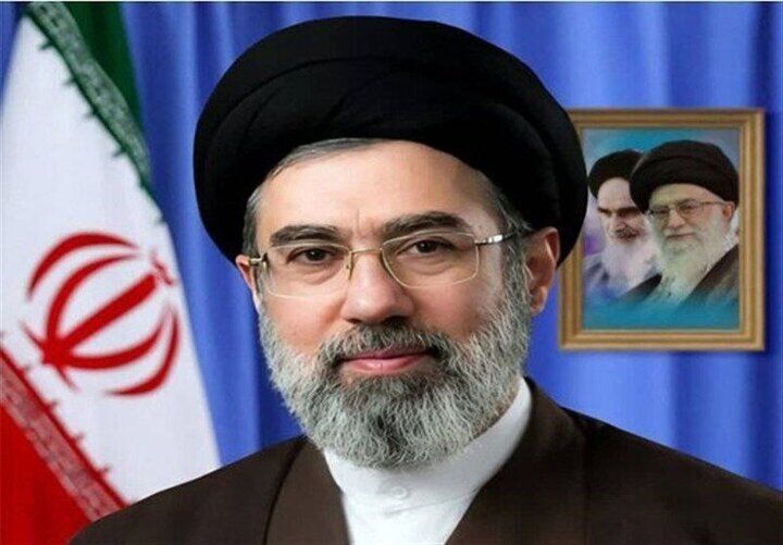 پیام رهبر معظم انقلاب به مناسبت چهلمین روز شهادت رهبر شهید: اسفند ۱۴۰۴ سرآغاز فصل نوین قدرت‌گیری و برآمدن نام ایران اسلامی شد/ حضور مردم در میدان همانند ۴۰ روز گذشته استمرار داشته باشد + متن کامل