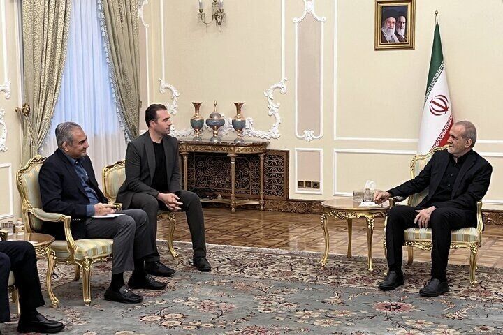 قدردانی پزشکیان از نقش سازنده اسلام آباد در روند دیپلماتیک منجر به توافق پایان جنگ