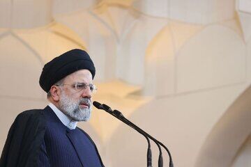 سنگ تمام روزنامه اصولگرا برای رئیسی در صفحه یک + عکس