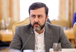  غریب آبادی: ایران طبق بند ۵ تفاهم اسلام‌آباد، متعهد به اتخاذ ترتیبات برای عبور ایمن و رایگان ۶۰ روزه بود، نه واگذاری کنترل تنگه/ اجازه ورود هیچ کشور ثالثی حتی با دعوت عمان را برای مین‌زدایی در تنگه هرمز ندادیم و نخواهیم داد