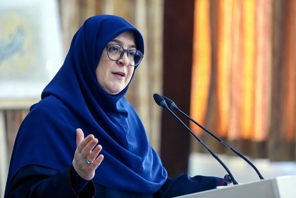 مهاجرانی: دولت اصلاحات اقتصادی را آرام و منطقی پیش می‌برد/ قول پیگیری دغدغه‌های اقتصادی بخش خصوصی