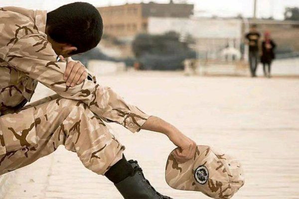 سرباز فراری چه‌ فرقی با سرباز غایب دارد؟!