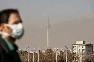 اعتراض شدید‌اللحن یک نماینده از بی‌توجهی مسئولان به معضل آلودگی هوا: مردم خسارت جانی می‌بینند اما قانون هوای پاک روی طاقچه است و منتظر وزش بادیم!