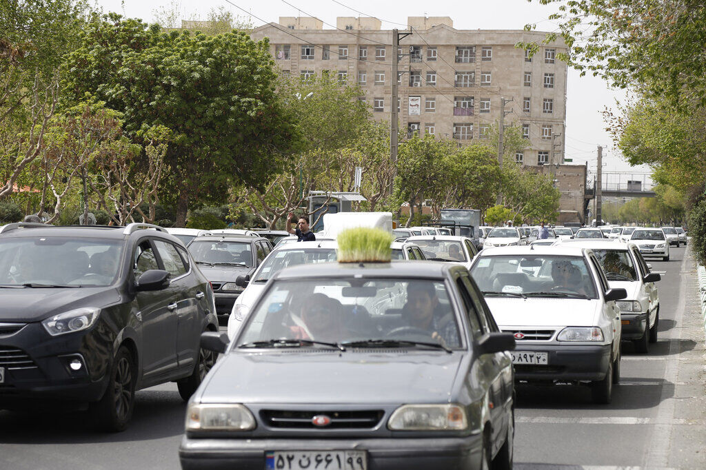 هشدارهای ایمنی سیزده به‌در؛ زنگ خطر استفاده از خودروهای باری برای جابجایی خانواده‌ها